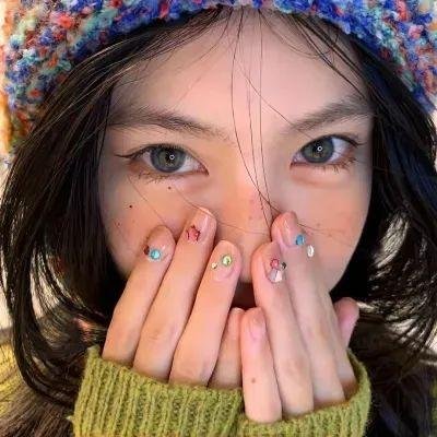 白昼烟火2025海报